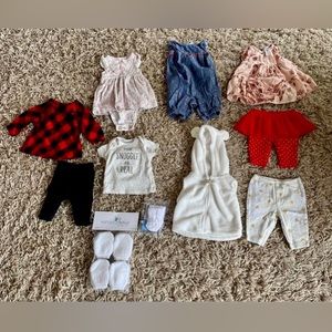Lot of Baby Girl Clothes size Newborn